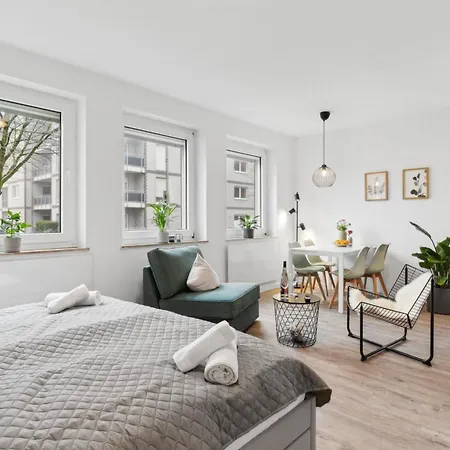 Apartment Shiny Homes - Bright & Elegant *