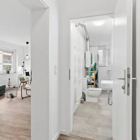 Apartment Shiny Homes - Bright & Elegant