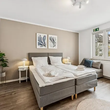 Shiny Homes - Bright & Elegant דירה *