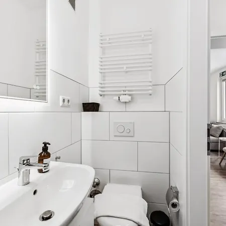 Shiny Homes - Bright & Elegant Apartment Bielefeld