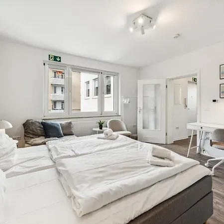 דירה Shiny Homes - Bright & Elegant בילפלד