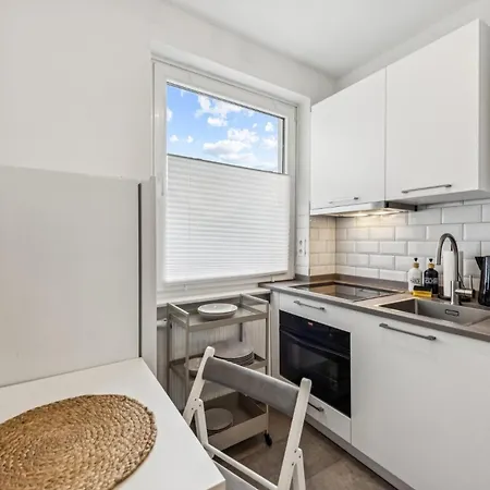 Shiny Homes - Bright & Elegant *