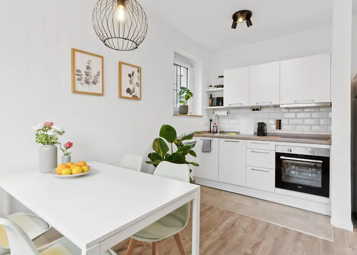 Shiny Homes - Bright & Elegant דירה *