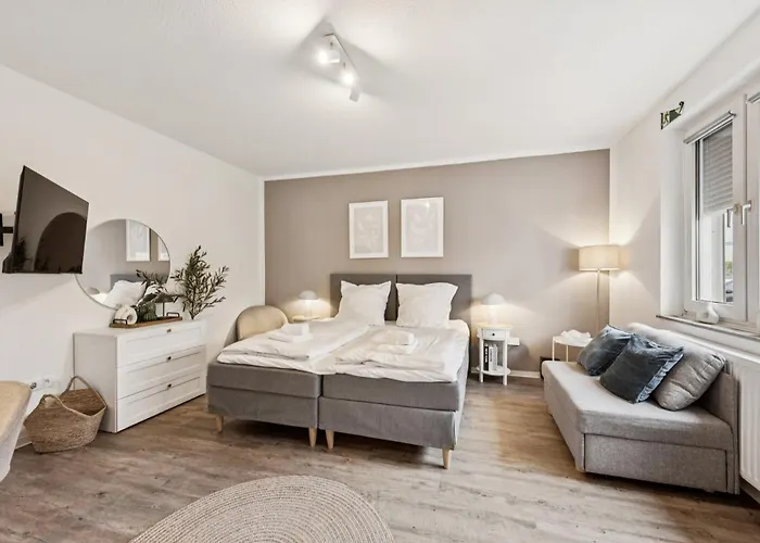 Shiny Homes - Bright & Elegant Appartement *